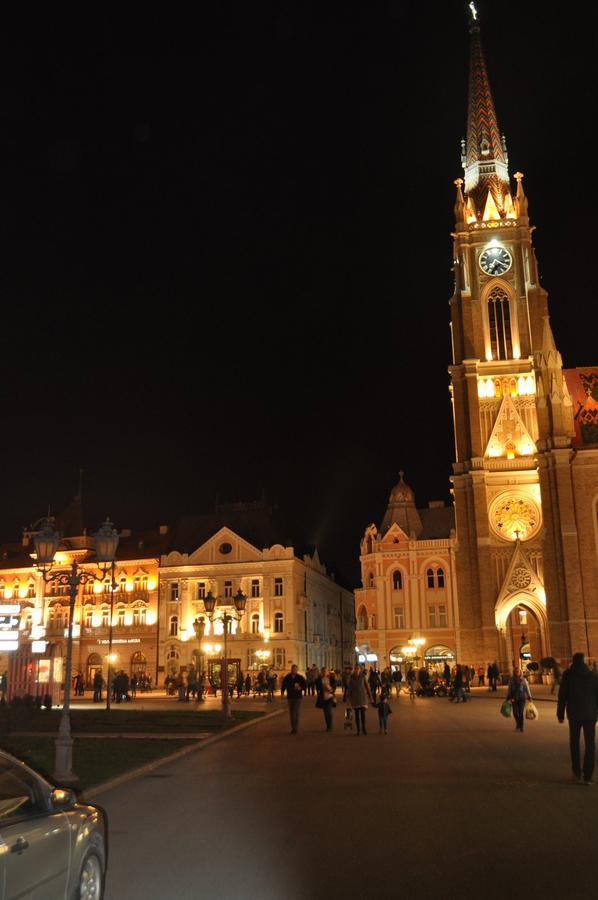 Apartment Eugen Novi Sad Exterior foto